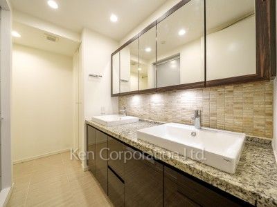 Powder Room