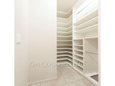 Closet