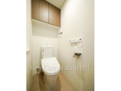 Lavatory ※Photo of the same layout on 12 floor. Decoration and fixture may differ.