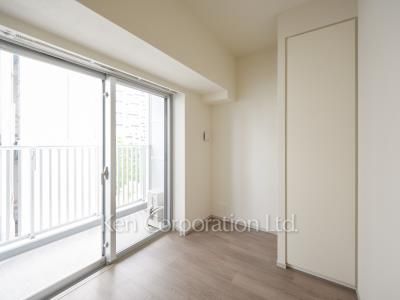 Bedroom ※Photo of the same layout on 6 floor. Decoration and fixture may differ.