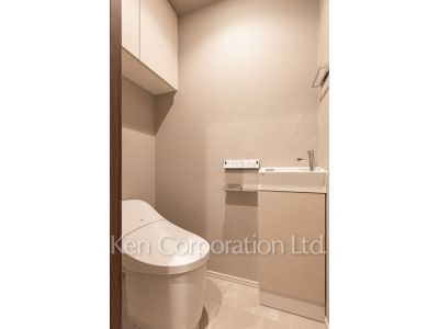 Lavatory
