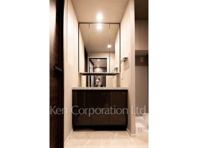 Powder Room