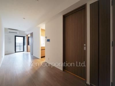 Living-Dining ※Photo of the same layout on 4 floor. Decoration and fixture may differ.