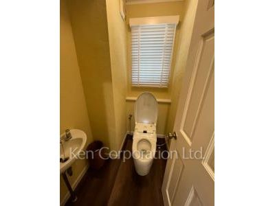 Lavatory