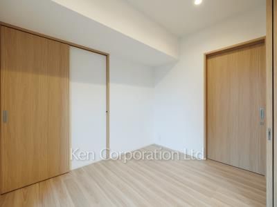 Bedroom ※Photo of the same layout on 6 floor. Decoration and fixture may differ.
