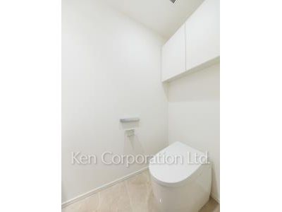 Lavatory ※Photo of the same layout on 6 floor. Decoration and fixture may differ.