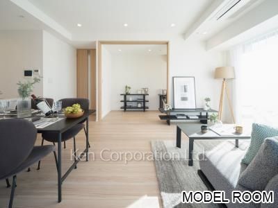 Living-Dining ※Photo of the same layout on 15 floor. Decoration and fixture may differ.