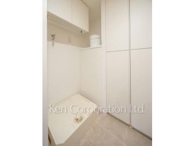 Washing Machine Space ※Photo of the same layout on 15 floor. Decoration and fixture may differ.