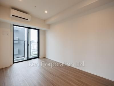Bedroom ※Photo of the same layout on 12 floor. Decoration and fixture may differ.