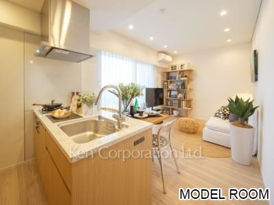 Living-Dining ※Staged Unit ※Photo of the same layout on 8 floor. Decoration and fixture may differ.