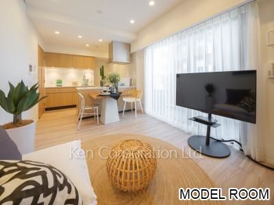 Living-Dining ※Staged Unit ※Photo of the same layout on 8 floor. Decoration and fixture may differ.