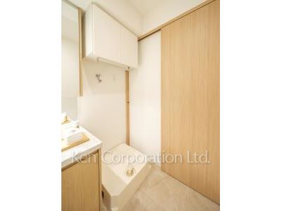 Washing Machine Space ※Photo of the same layout on 8 floor. Decoration and fixture may differ.