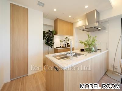 Kitchen ※Photo of the same layout on 20 floor. Decoration and fixture may differ.