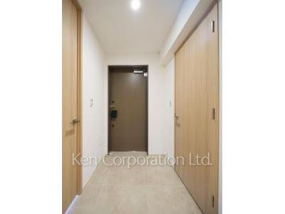Entrance ※Photo of the same layout on 21 floor. Decoration and fixture may differ.