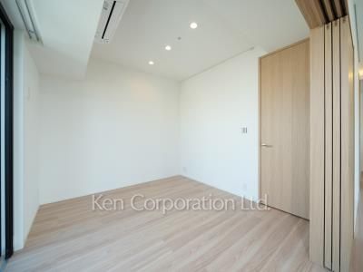 Bedroom ※Photo of the same layout on 28 floor. Decoration and fixture may differ.