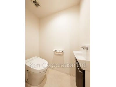 Lavatory