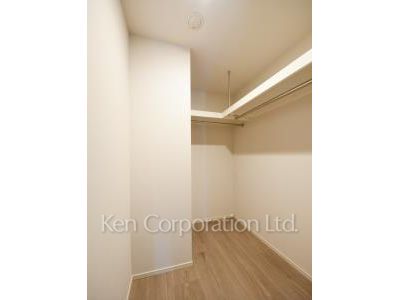 Walk-In Closet