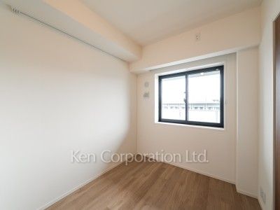 Bedroom ※Photo of the same layout on 15 floor. Decoration and fixture may differ.
