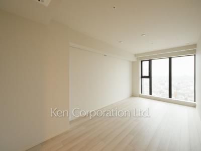 Bedroom ※Photo of the same layout on 27 floor. Decoration and fixture may differ.
