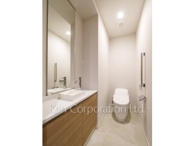 Lavatory