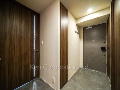 Entrance ※Photo of the same layout on 7 floor. Decoration and fixture may differ.