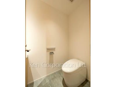 Lavatory