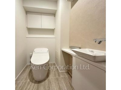Lavatory