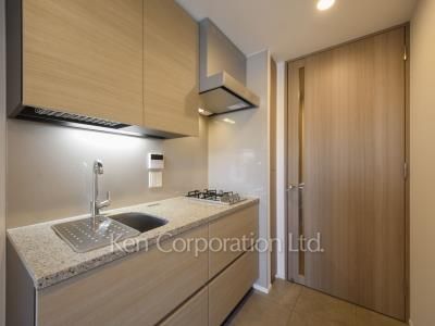 Kitchen ※Photo of the same layout on 3 floor. Decoration and fixture may differ.