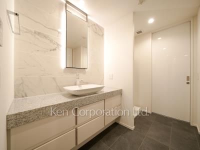 Powder Room
