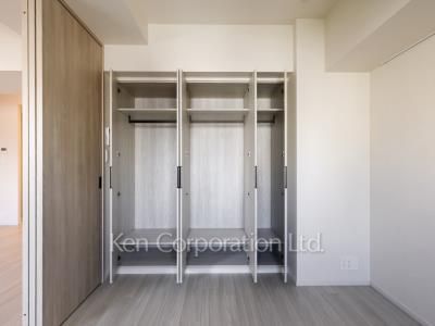 Closet ※Photo of the same layout on 3 floor. Decoration and fixture may differ.