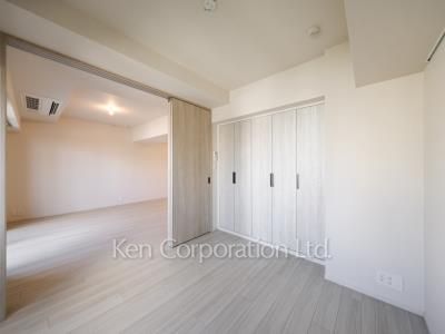 Bedroom ※Photo of the same layout on 3 floor. Decoration and fixture may differ.