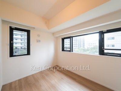 Bedroom ※Photo of the same layout on 3 floor. Decoration and fixture may differ.