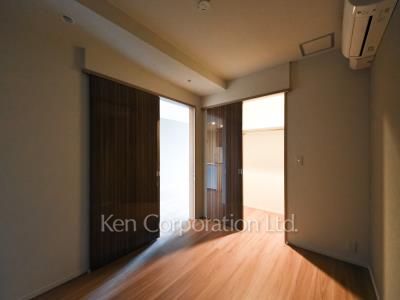Bedroom ※Photo of the same layout on 7 floor. Decoration and fixture may differ.