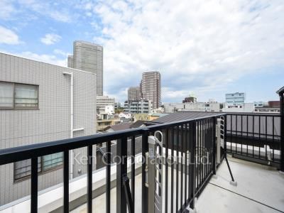 Roof Balcony