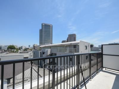 Roof Balcony