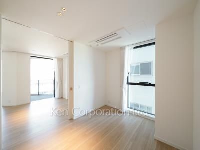 Bedroom *Photo of similar layout