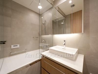 Powder Room *Photo of similar layout