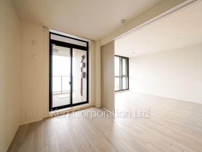 Bedroom ※Photo of the same layout on 4 floor. Decoration and fixture may differ.