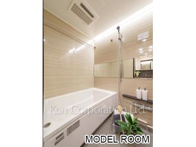 Bath ※Photo of the same layout on 7 floor. Decoration and fixture may differ.