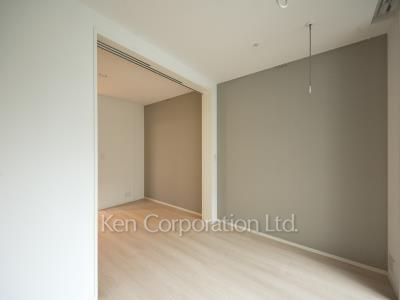 Bedroom ※Photo of the same layout on 3 floor. Decoration and fixture may differ.