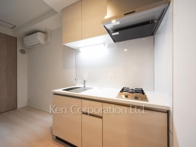 Kitchen ※Photo of the same layout on 3 floor. Decoration and fixture may differ.