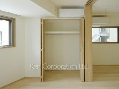 Closet ※Photo of the same layout on 5 floor. Decoration and fixture may differ.