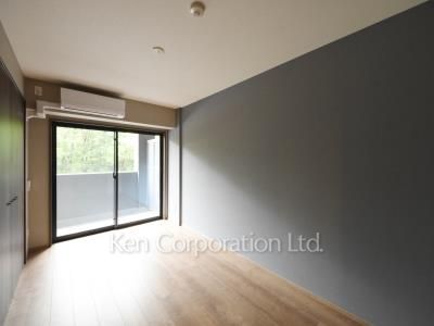 Bedroom ※Photo of the same layout on 2 floor. Decoration and fixture may differ.