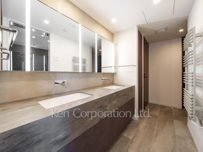 Powder Room