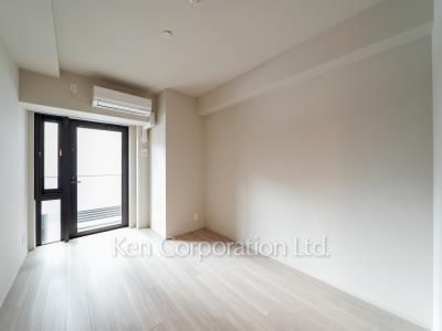Bedroom ※Photo of the same layout on 2 floor. Decoration and fixture may differ.