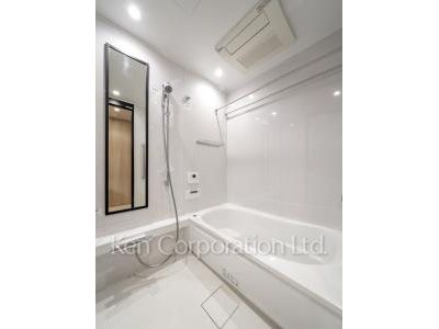 Bath ※Photo of the same layout on 2 floor. Decoration and fixture may differ.