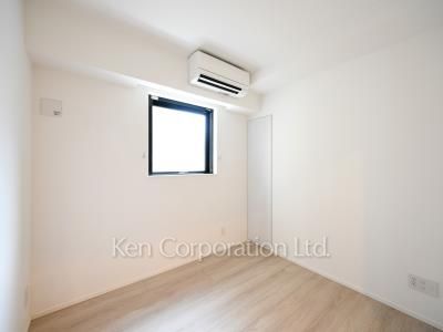 Bedroom ※Photo of the same layout on 2 floor. Decoration and fixture may differ.