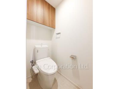 Lavatory ※Photo of the same layout on 3 floor. Decoration and fixture may differ.