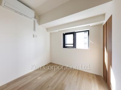 Bedroom ※Photo of the same layout on 3 floor. Decoration and fixture may differ.