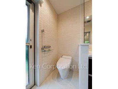 Lavatory